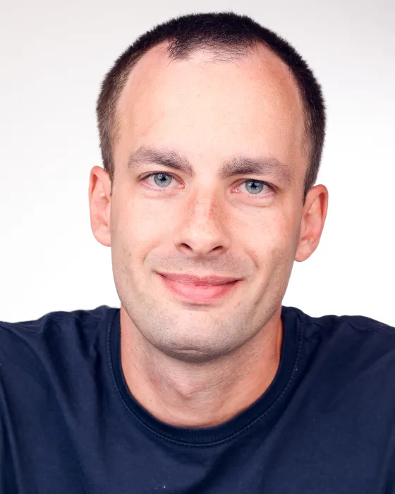 Sascha Liesener lächelt in die Kamera